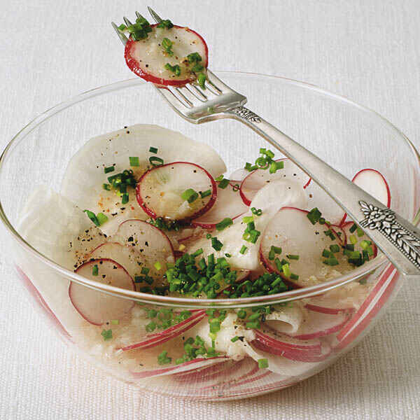 Rettichsalat mit Rahmsauce Rezept | Küchengötter Rettichsalat mit Rahmsauce Rezept | Küchengötter