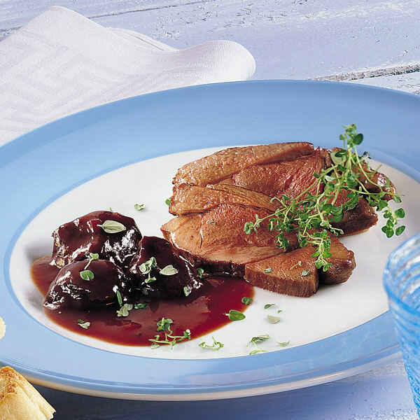 Gefüllte Rehkeule mit Pfifferlingen Rezept | Küchengötter Gefüllte Rehkeule mit Pfifferlingen Rezept | Küchengötter