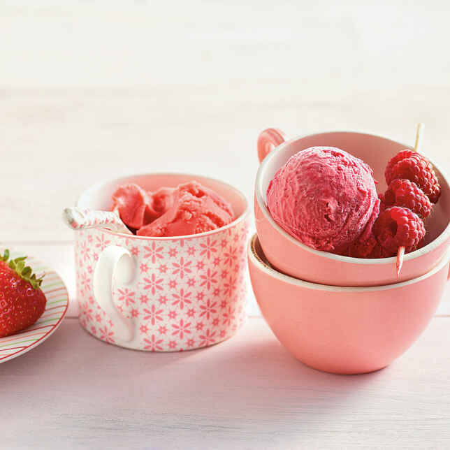 Himbeer-Kokos-Eis Rezept | Küchengötter Himbeer-Kokos-Eis Rezept | Küchengötter