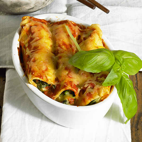 Kräuter-Frischkäse-Cannelloni Rezept | Küchengötter Kräuter-Frischkäse-Cannelloni Rezept | Küchengötter