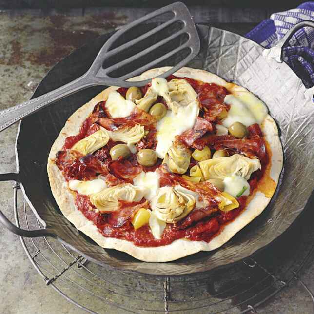 Pfannenpizza für die Campingküche Rezept | Küchengötter