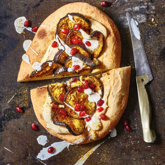 Artischocken-Paprika-Pinsa Rezept | Küchengötter Artischocken-Paprika-Pinsa Rezept | Küchengötter