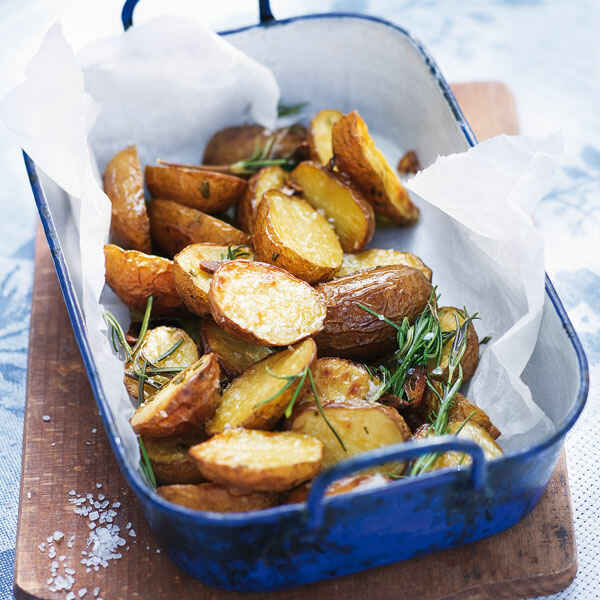 Knuspriges Brathähnchen Rezept | Küchengötter Knuspriges Brathähnchen Rezept | Küchengötter