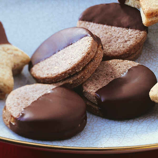 Nusskugeln Rezept | Küchengötter Nusskugeln Rezept | Küchengötter