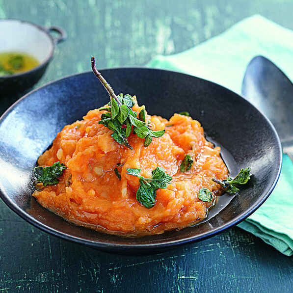 Hokkaidokürbis-Kartoffel-Püree Rezept | Küchengötter Hokkaidokürbis-Kartoffel-Püree Rezept | Küchengötter