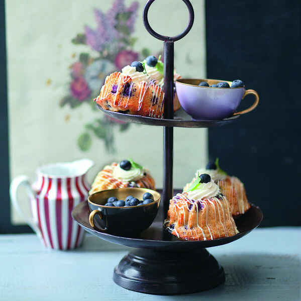 Heidelbeer-Sahne-Schnitten Rezept | Küchengötter Heidelbeer-Sahne-Schnitten Rezept | Küchengötter