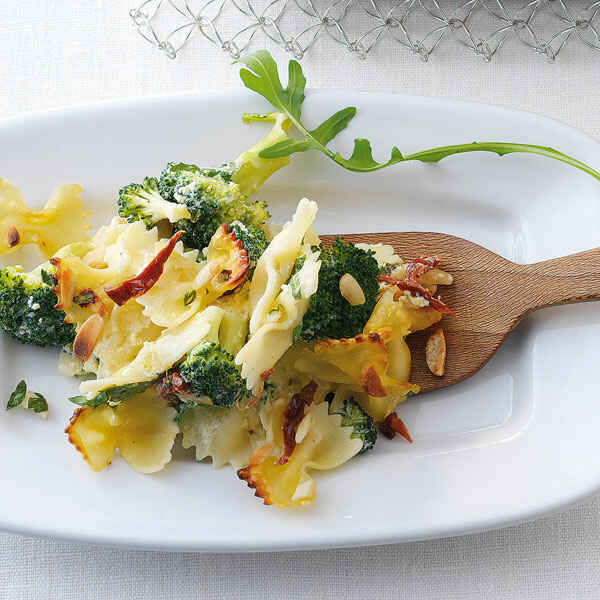 Farfalle mit Brokkolisauce Rezept | Küchengötter Farfalle mit Brokkolisauce Rezept | Küchengötter
