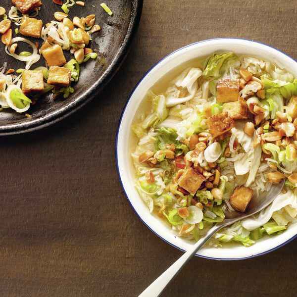 Asiatische Reissuppe mit Huhn Rezept | Küchengötter Asiatische Reissuppe mit Huhn Rezept | Küchengötter