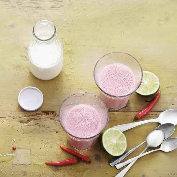 Pfirsich-Milch-Smoothie Rezept | Küchengötter Pfirsich-Milch-Smoothie Rezept | Küchengötter