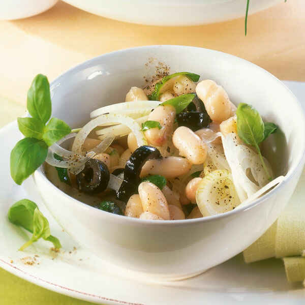 Italienischer weißer Bohnensalat Rezept | Küchengötter Italienischer weißer Bohnensalat Rezept | Küchengötter