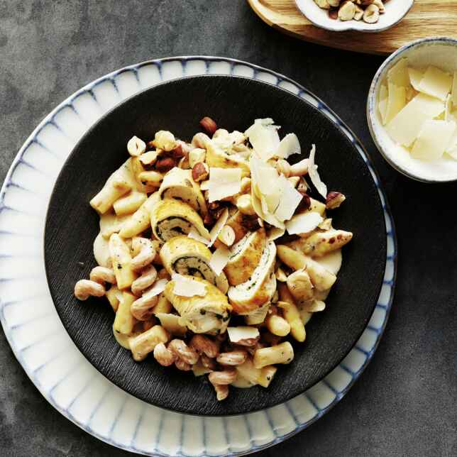 Pfeffer-Hähnchen mit Frühlingsgemüse Rezept | Küchengötter Pfeffer-Hähnchen mit Frühlingsgemüse Rezept | Küchengötter