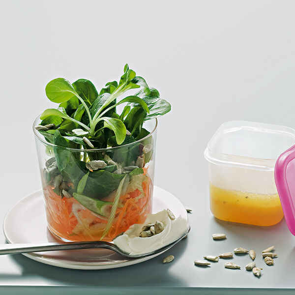 Feldsalat mit Äpfeln und Speck Rezept | Küchengötter