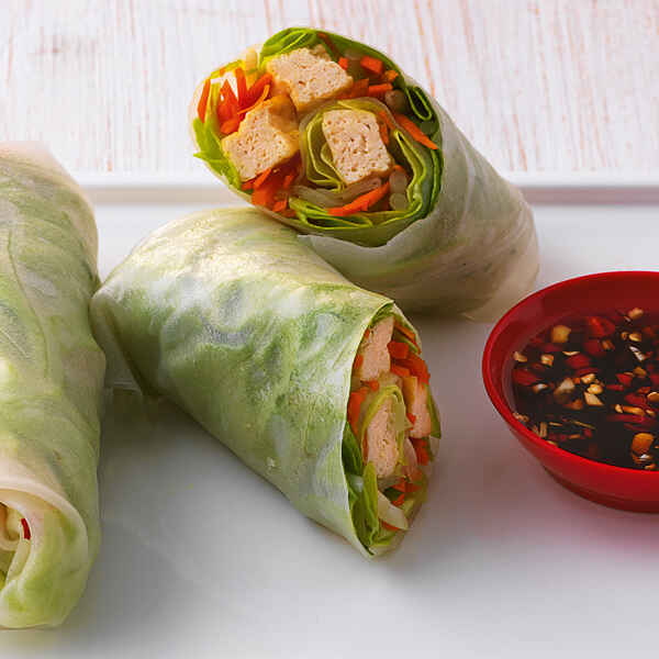 Frische Frühlingsrollen mit Tofu Rezept | Küchengötter Frische Frühlingsrollen mit Tofu Rezept | Küchengötter