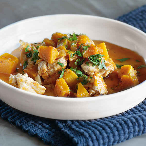 Rucola-Kürbis-Pfanne mit Hähnchen Rezept | Küchengötter Rucola-Kürbis-Pfanne mit Hähnchen Rezept | Küchengötter