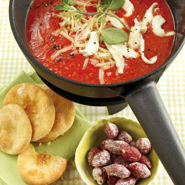 Käsefondue mit Kartoffeln und Gemüse Rezept | Küchengötter Käsefondue mit Kartoffeln und Gemüse Rezept | Küchengötter