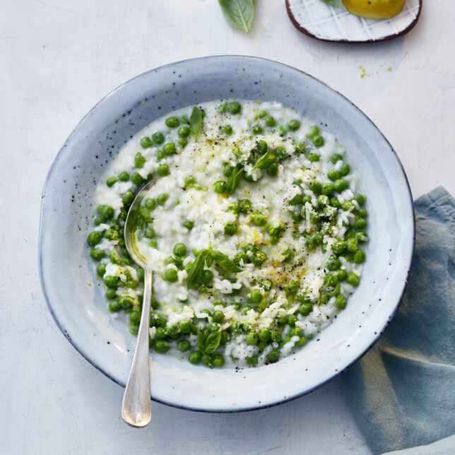 Erbsen-Risotto mit Burrata Rezept | Küchengötter Erbsen-Risotto mit Burrata Rezept | Küchengötter