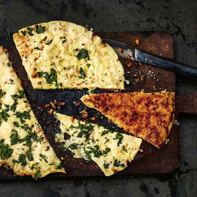 Spinat-Omelett mit Radieschensprossen Rezept | Küchengötter Spinat-Omelett mit Radieschensprossen Rezept | Küchengötter