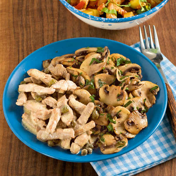 Geschnetzeltes Schweinefilet mit Waldpilzen Rezept | Küchengötter Geschnetzeltes Schweinefilet mit Waldpilzen Rezept | Küchengötter