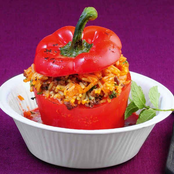 Gefüllte Paprikaschoten mit Hackfleisch und Reis Rezept | Küchengötter Gefüllte Paprikaschoten mit Hackfleisch und Reis Rezept | Küchengötter