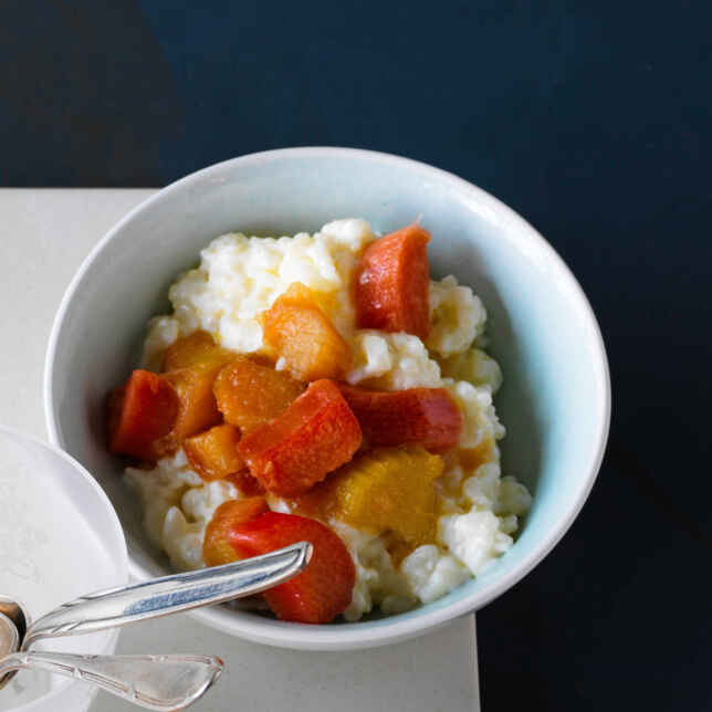 Rhabarberkompott mit Quark Rezept | Küchengötter Rhabarberkompott mit Quark Rezept | Küchengötter