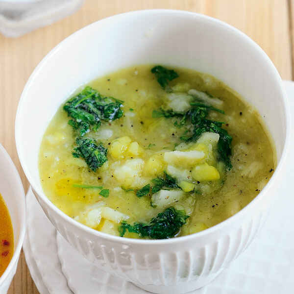 Kartoffel-Lauch-Suppe mit Kräutern Rezept | Küchengötter Kartoffel-Lauch-Suppe mit Kräutern Rezept | Küchengötter