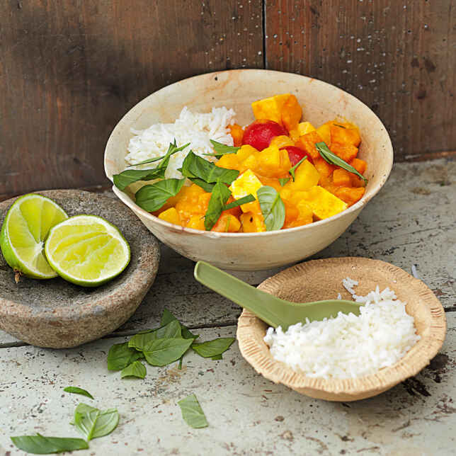 Kürbis-Kartoffel-Ragout mit Schafskäse Rezept | Küchengötter Kürbis-Kartoffel-Ragout mit Schafskäse Rezept | Küchengötter