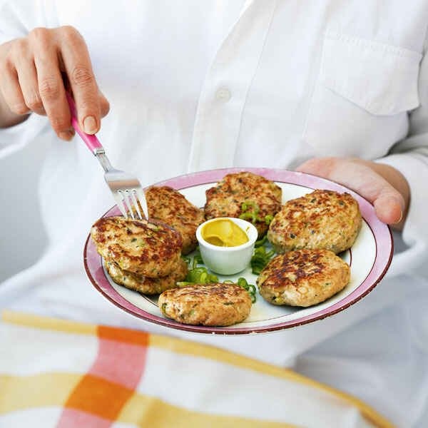 Kalbsrouladen mit Sardellen und Kapern Rezept | Küchengötter Kalbsrouladen mit Sardellen und Kapern Rezept | Küchengötter