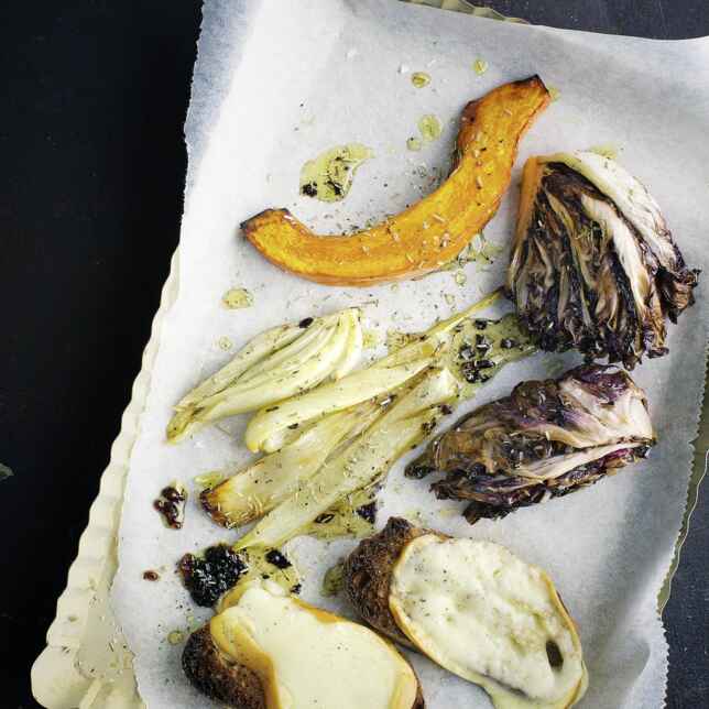 Taleggio-Crostini mit Himbeeren Rezept | Küchengötter Taleggio-Crostini mit Himbeeren Rezept | Küchengötter