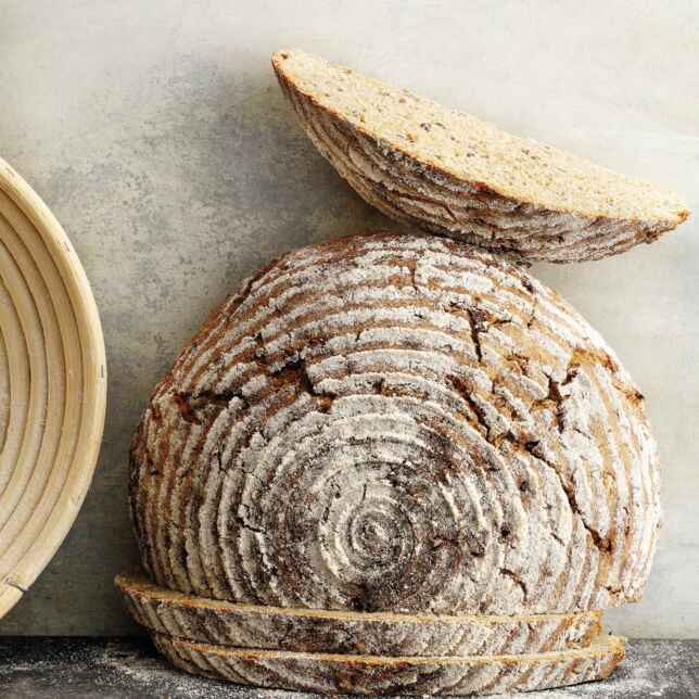 Dinkel-Mehrkornbrot mit Kernen Rezept | Küchengötter Dinkel-Mehrkornbrot mit Kernen Rezept | Küchengötter