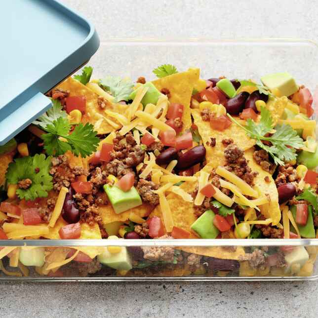 Nacho-Teller mit Rind und Avocadosalsa Rezept | Küchengötter Nacho-Teller mit Rind und Avocadosalsa Rezept | Küchengötter