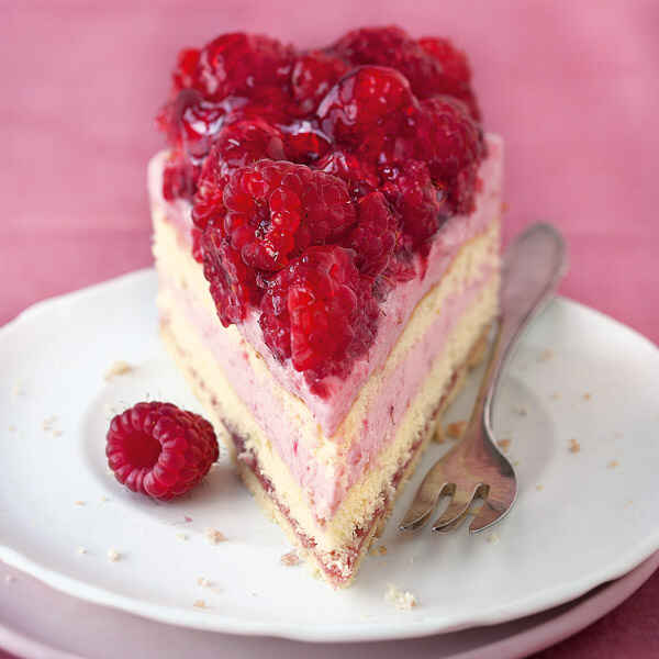 Himbeertorte mit weißer Schokolade Rezept | Küchengötter Himbeertorte mit weißer Schokolade Rezept | Küchengötter