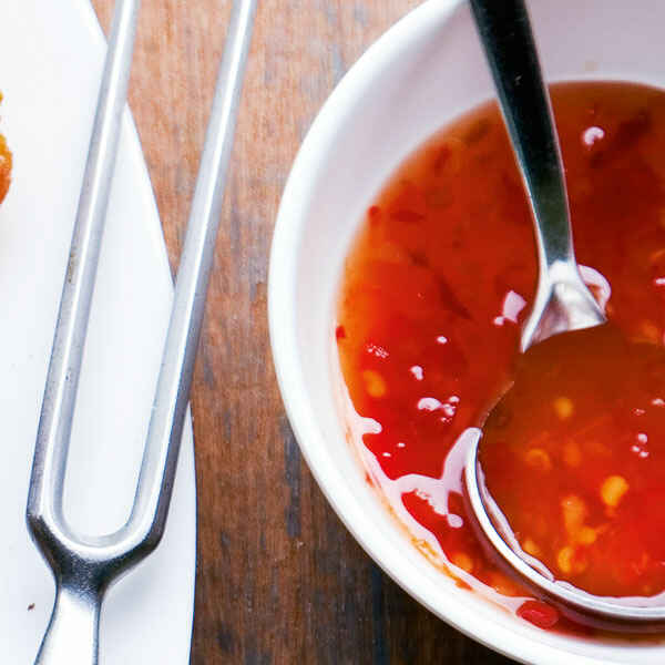 Scharfer Dip für gegrillten Tintenfisch (Nam Jim Pla Mük) Rezept ... Scharfer Dip für gegrillten Tintenfisch (Nam Jim Pla Mük) Rezept ...