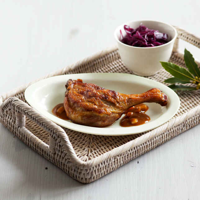 Gänsekeule mit Aprikosenjus Rezept | Küchengötter Gänsekeule mit Aprikosenjus Rezept | Küchengötter