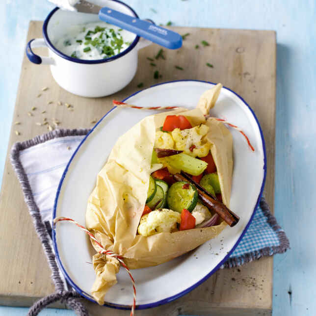 Mediterranes Grillgemüse an Tomaten-Oliven-Quark Rezept | Küchengötter