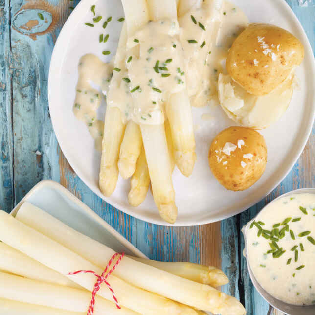 Weißer & Grüner Spargel mit Sauce Hollandaise Rezept | Küchengötter Weißer & Grüner Spargel mit Sauce Hollandaise Rezept | Küchengötter