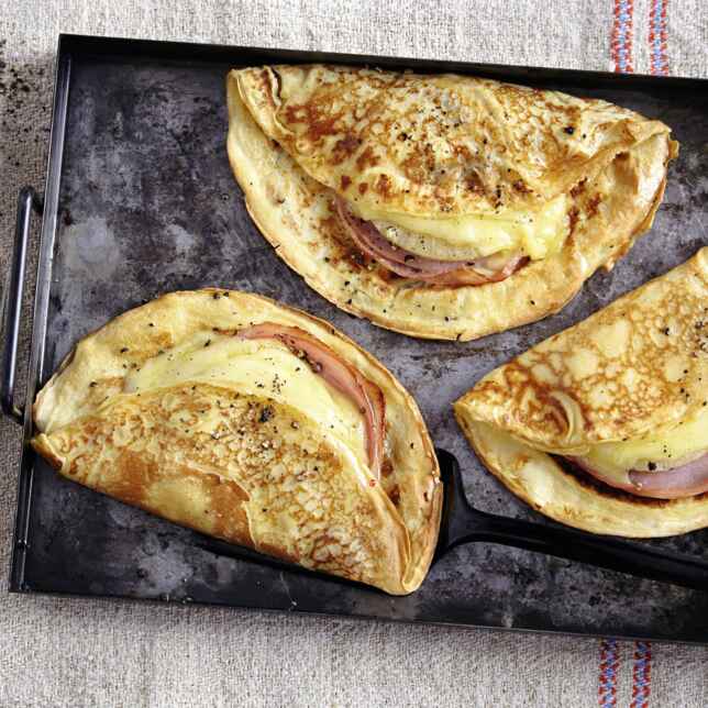 Pfannkuchen mit Hackfleischfüllung Rezept | Küchengötter Pfannkuchen mit Hackfleischfüllung Rezept | Küchengötter