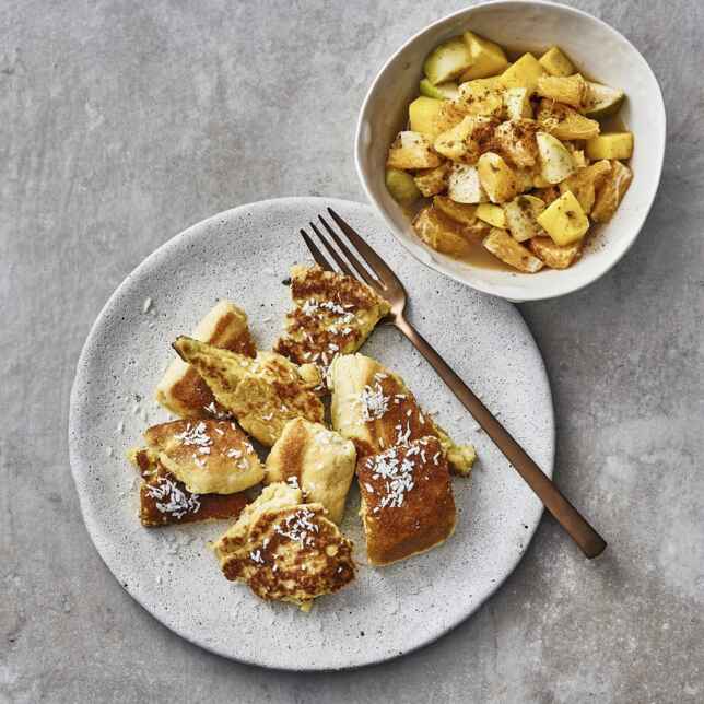Kaiserschmarren mit Apfelmus Rezept | Küchengötter Kaiserschmarren mit Apfelmus Rezept | Küchengötter
