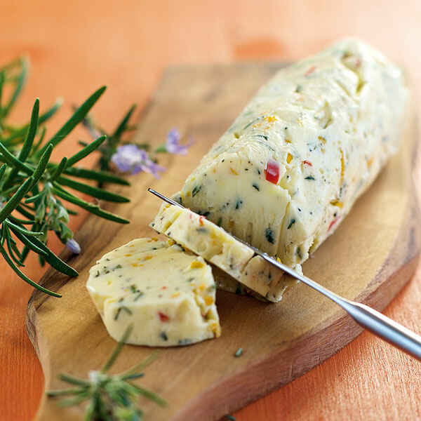 Orangen-Pfeffer-Butter mit Curry Rezept | Küchengötter