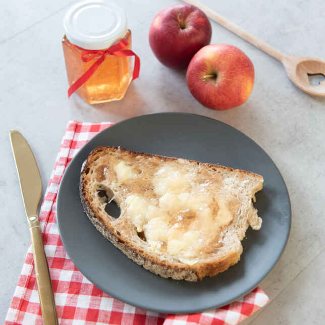 Rezept für schnelles Apfelgelee mit 3 Zutaten | Küchengötter Rezept für schnelles Apfelgelee mit 3 Zutaten | Küchengötter