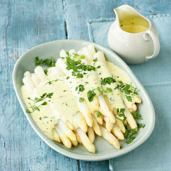Spargel mit Schinkencreme Rezept | Küchengötter Spargel mit Schinkencreme Rezept | Küchengötter