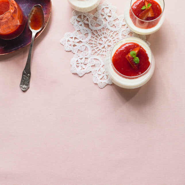 Panna cotta mit Himbeersauce Rezept | Küchengötter Panna cotta mit Himbeersauce Rezept | Küchengötter