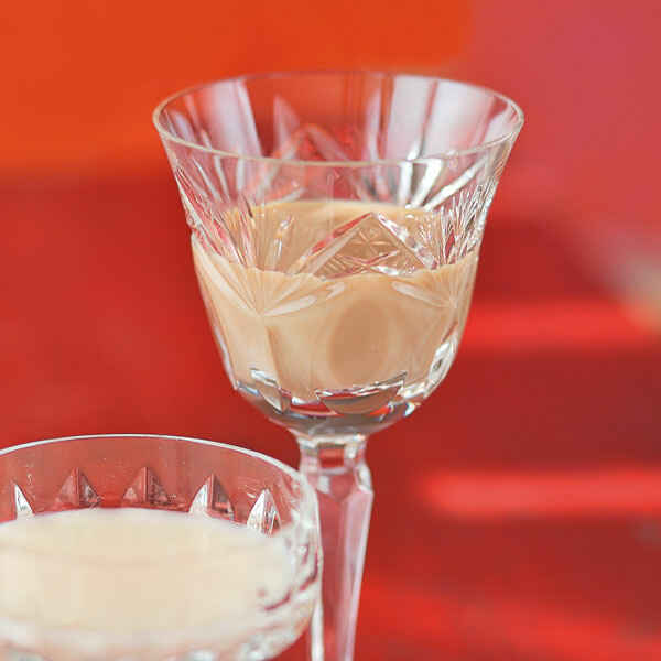 Heidelbeer-Vanille-Likör Rezept | Küchengötter Heidelbeer-Vanille-Likör Rezept | Küchengötter