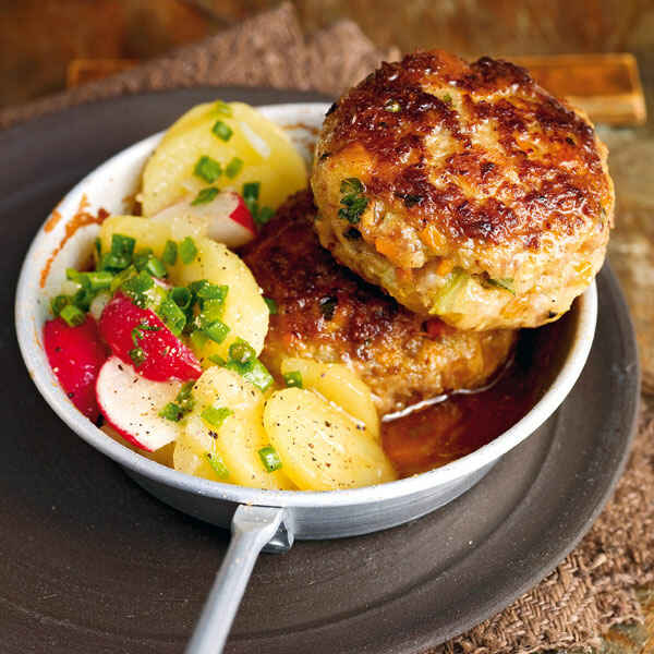 Typisch bayerische Fleischpflanzerl Rezept | Küchengötter