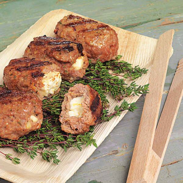 Hacksteaks mit Feta (Biftéki) Rezept | Küchengötter