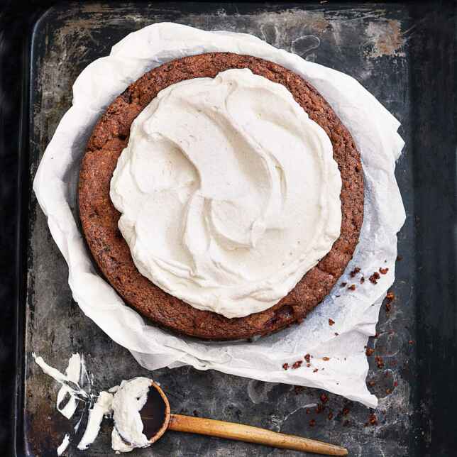 Schneller Nusskuchen Rezept | Küchengötter