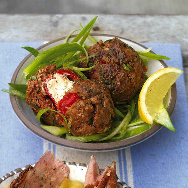 Asia-Hackbällchen mit Sprossengemüse Rezept | Küchengötter