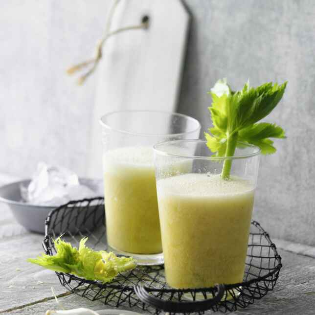 Gemüse-Mandel-Smoothie Rezept | Küchengötter Gemüse-Mandel-Smoothie Rezept | Küchengötter