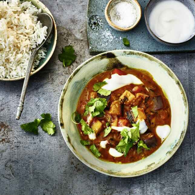 Auberginen-Curry mit Kichererbsen Rezept | Küchengötter