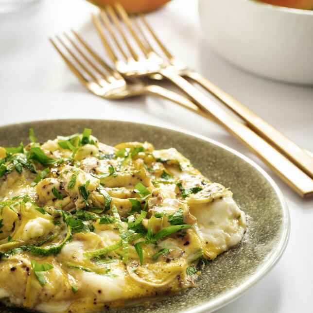 Brotwürfel mit Kräuter-Rührei Rezept | Küchengötter Brotwürfel mit Kräuter-Rührei Rezept | Küchengötter