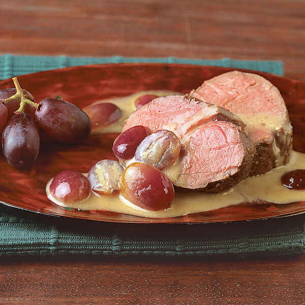 Kalbsfilet mit Cognacsauce und Kardamom-Möhren Rezept | Küchengötter Kalbsfilet mit Cognacsauce und Kardamom-Möhren Rezept | Küchengötter